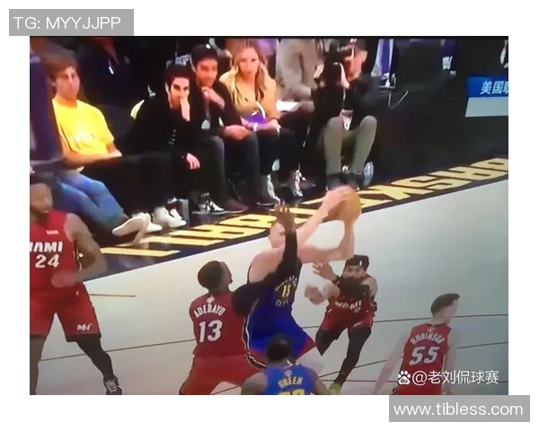 火箭逆转掘金，赢得赛季首场胜利